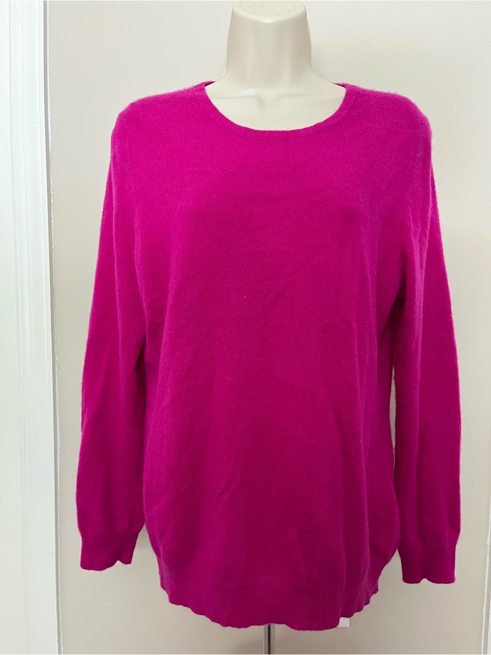 Cashmere Charter Club Fuschia 100% Cashmere Crewneck Sweater size XL Women’s